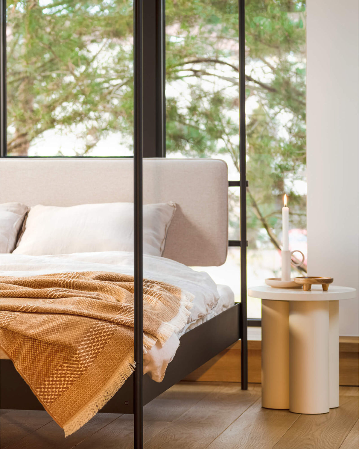 Eton Bed