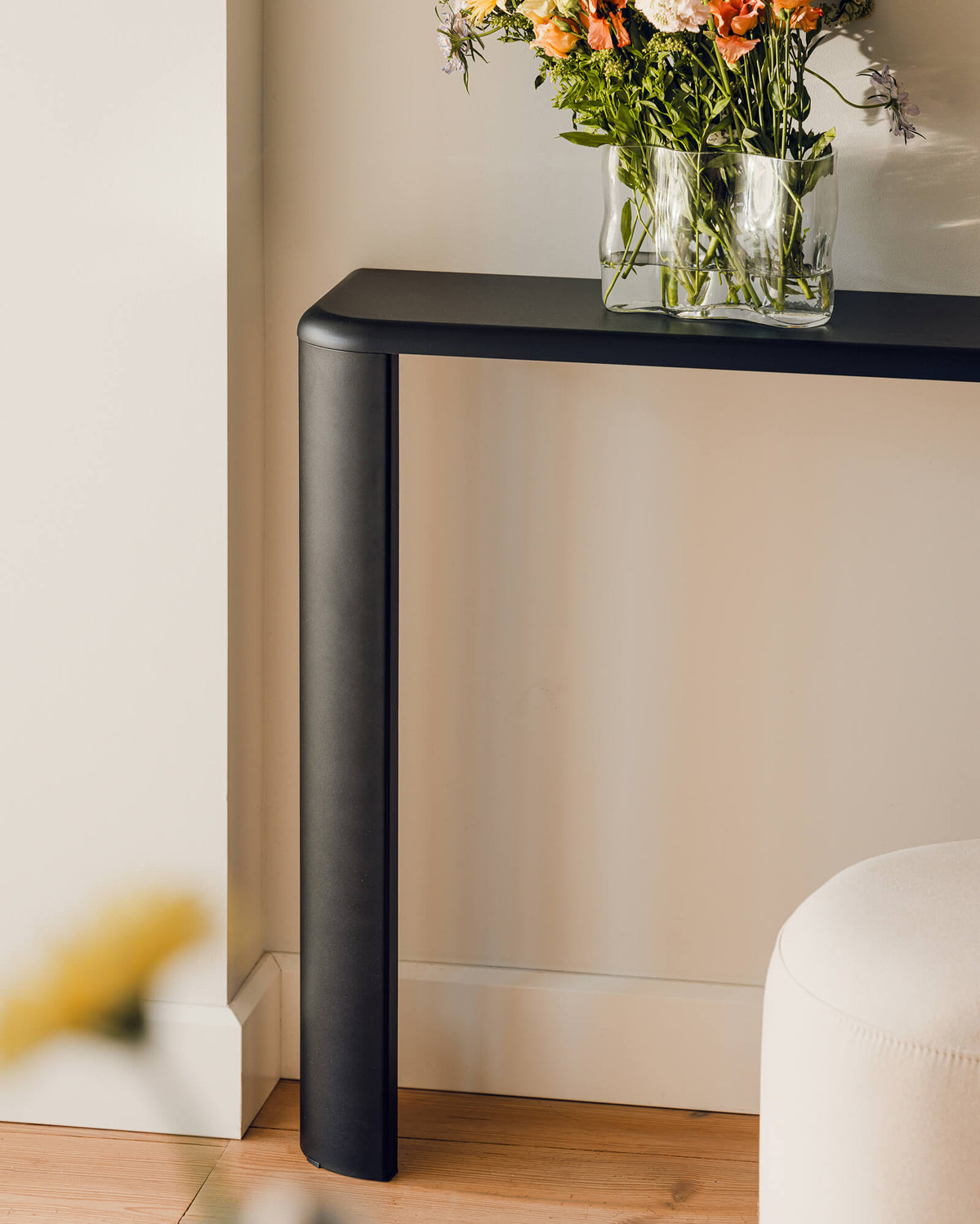 Fli Console Table