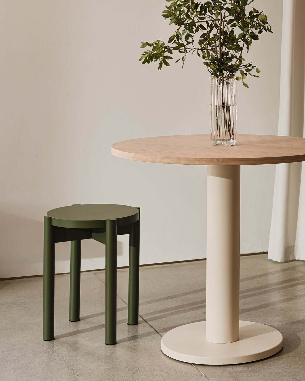 Hopp Stool