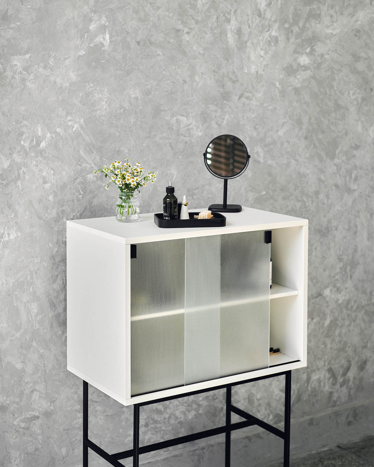 Lekko Cabinet