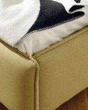 Melu Bed