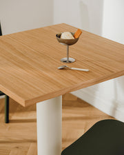 Sool Café Table