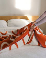 Swirl Throw