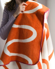 Swirl Throw