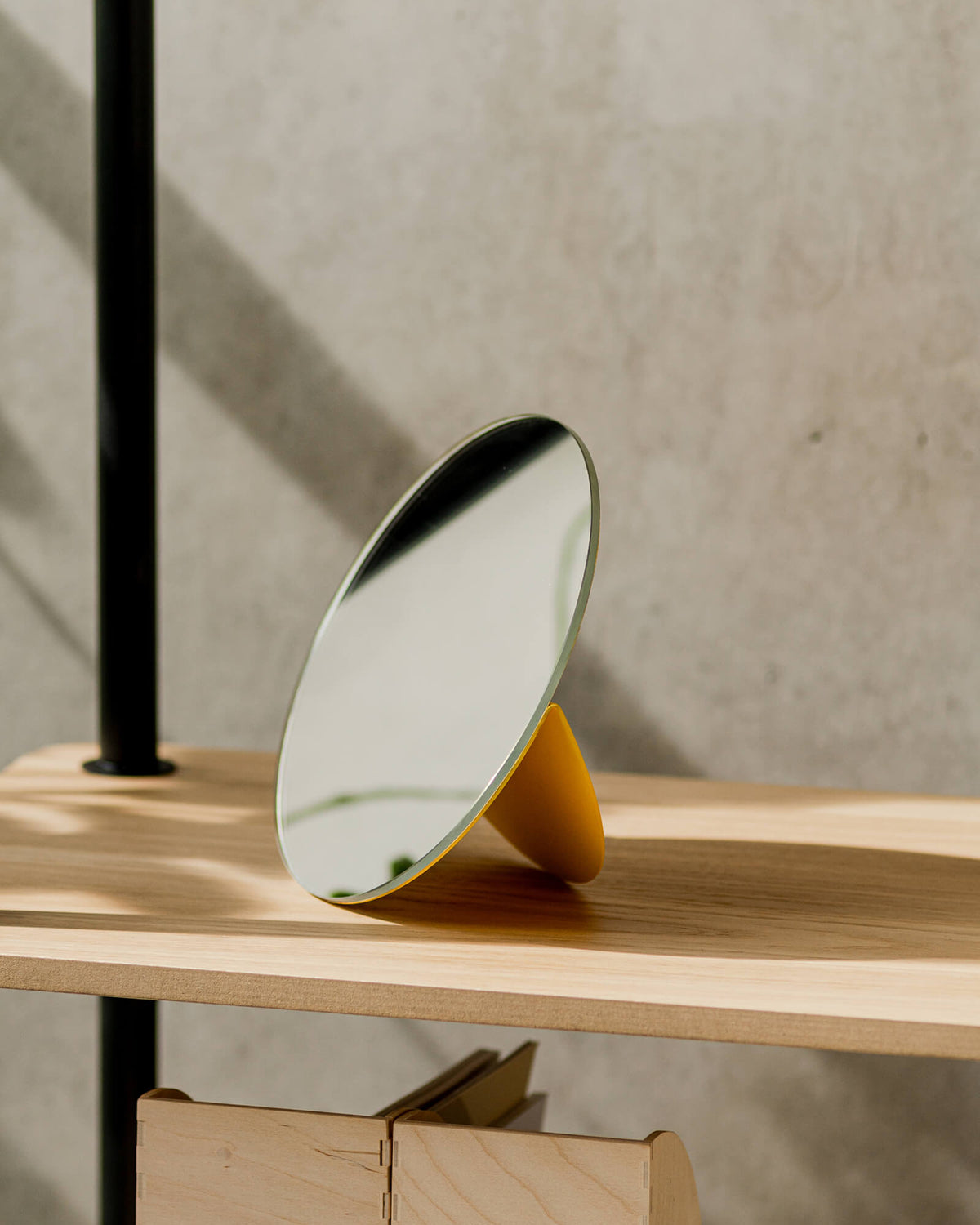Tako Table Mirror