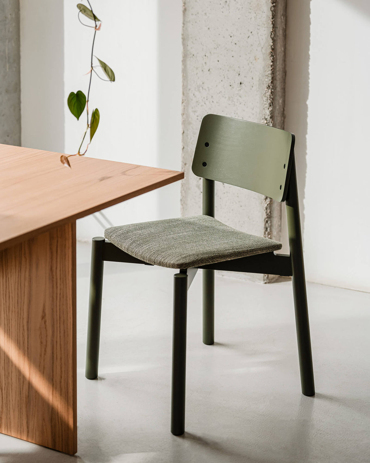 Wem Chair