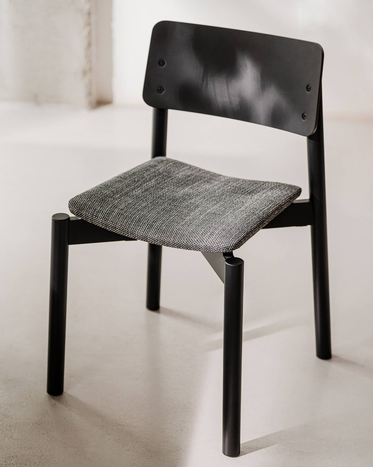 Wem Chair