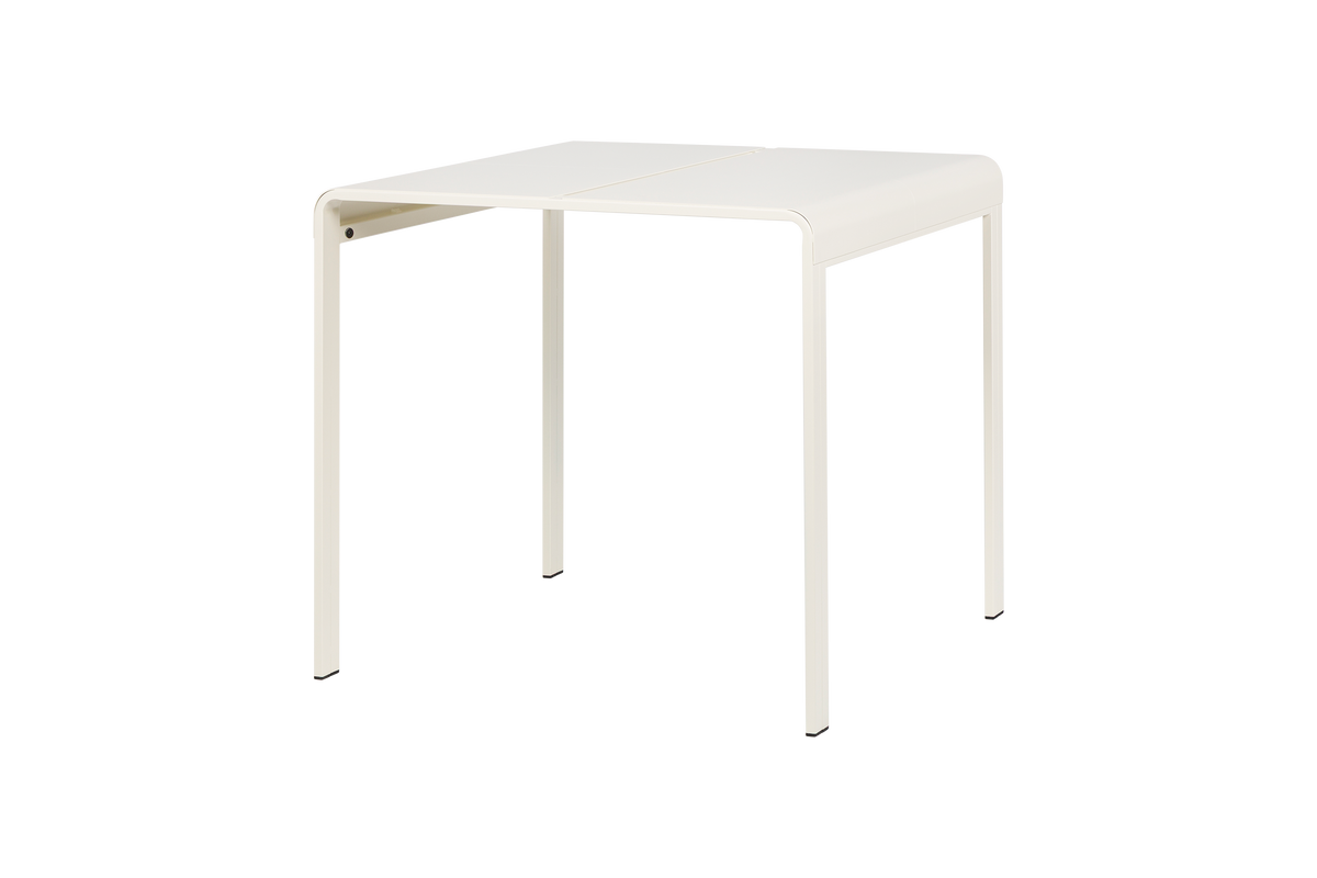 Oto Table